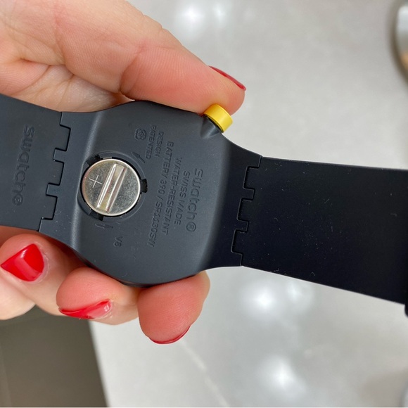 Blue Swatch Water Resistant Sports Watch - Picture 3 of 4